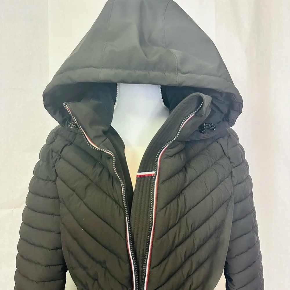 Women’s Black Quilted Hooded Jacket